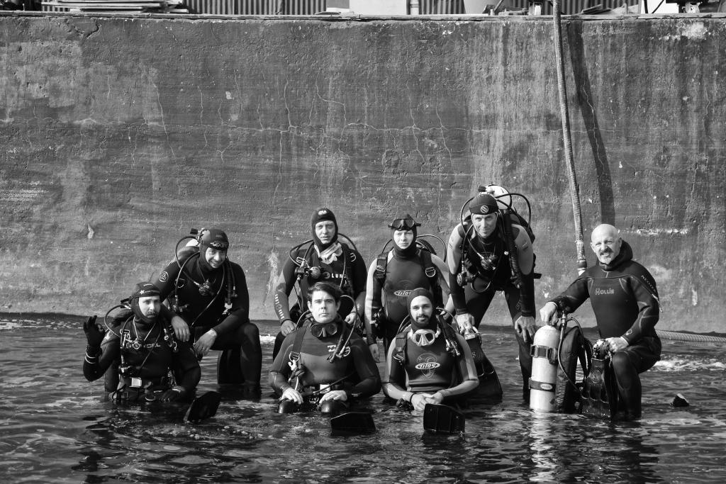 Local 728 Advanced Dive Training &amp; Underwater Lighting Class - Photo by Mike Curtis