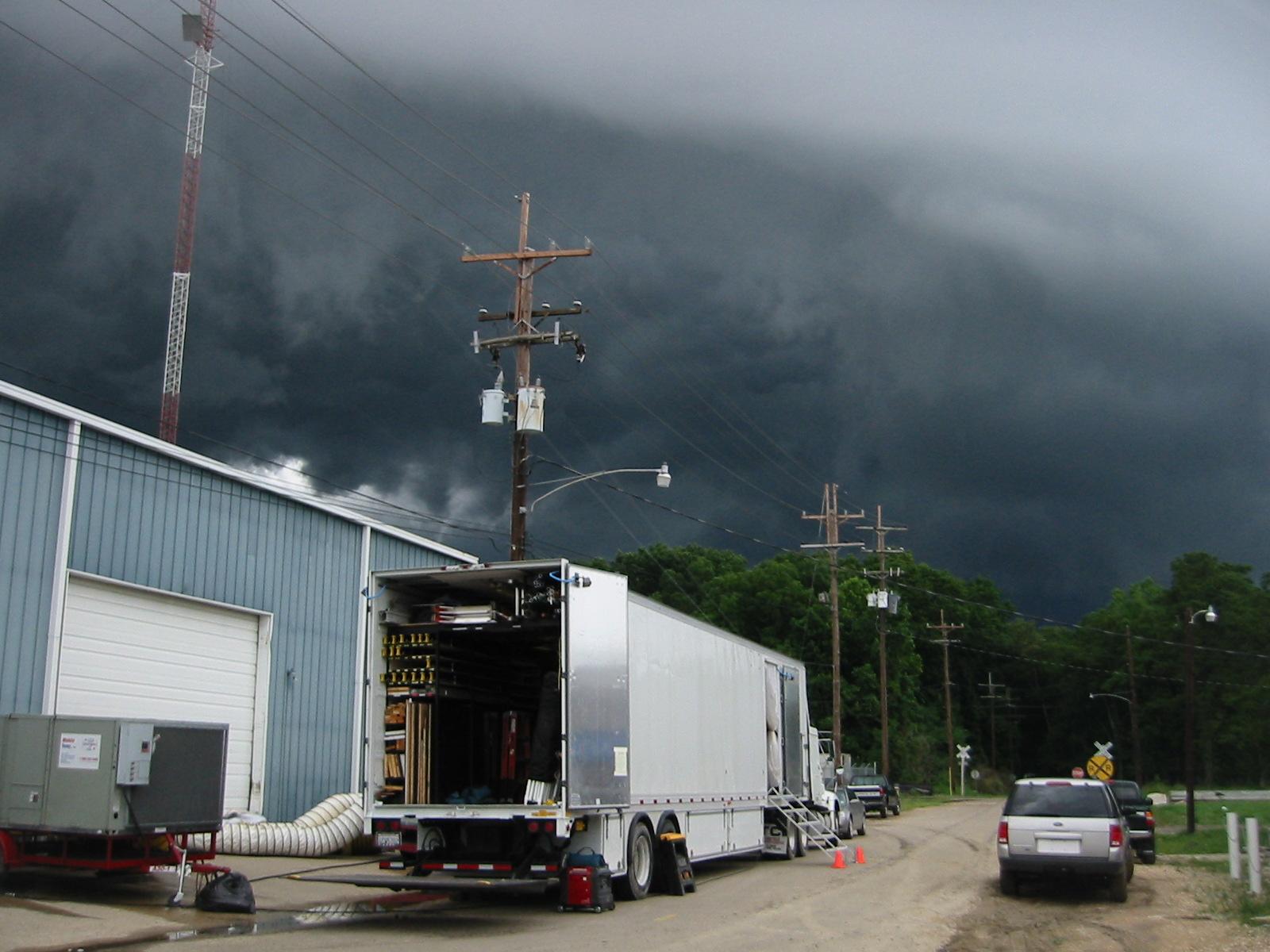 you know you have trouble when clouds look just like this, photo by the Bauman crew