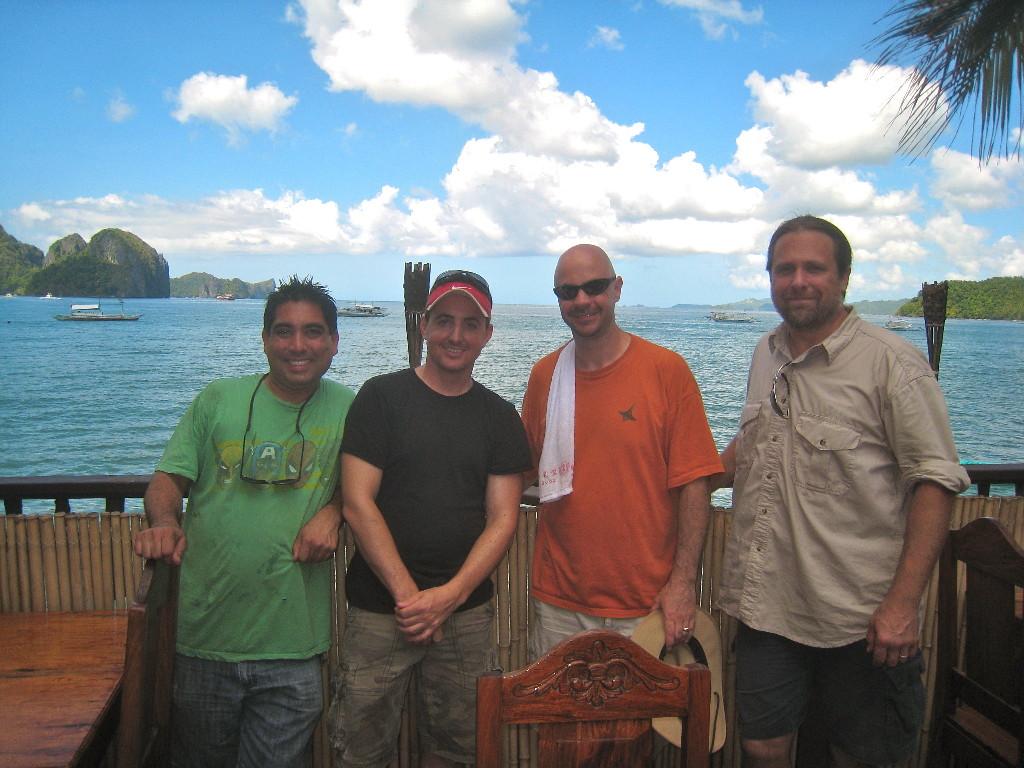 Tommy Dangcil, Kevin Tiesiera ACLT, Cory Geryak CLT, Larry Sushinski, Palawan, Phillipines (Photo by Tommy Dangcil)