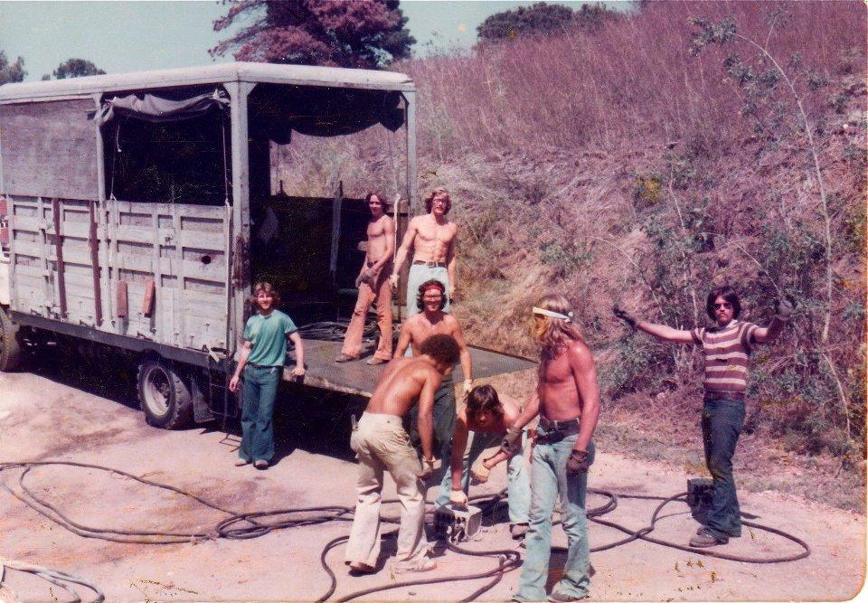 Universal Rigging Crew 1977 [See Note #1 below]